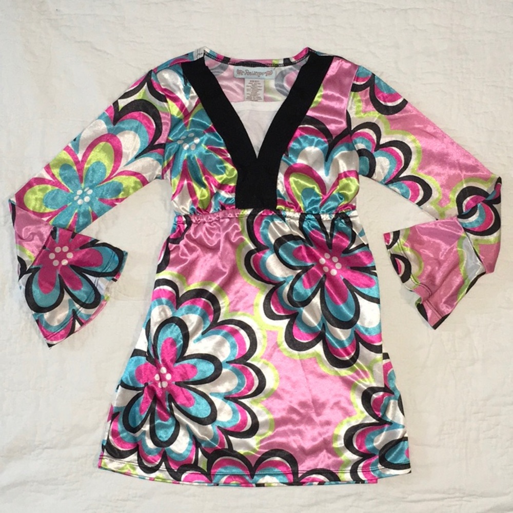 Little girls sz 6 vintage hippie shirt